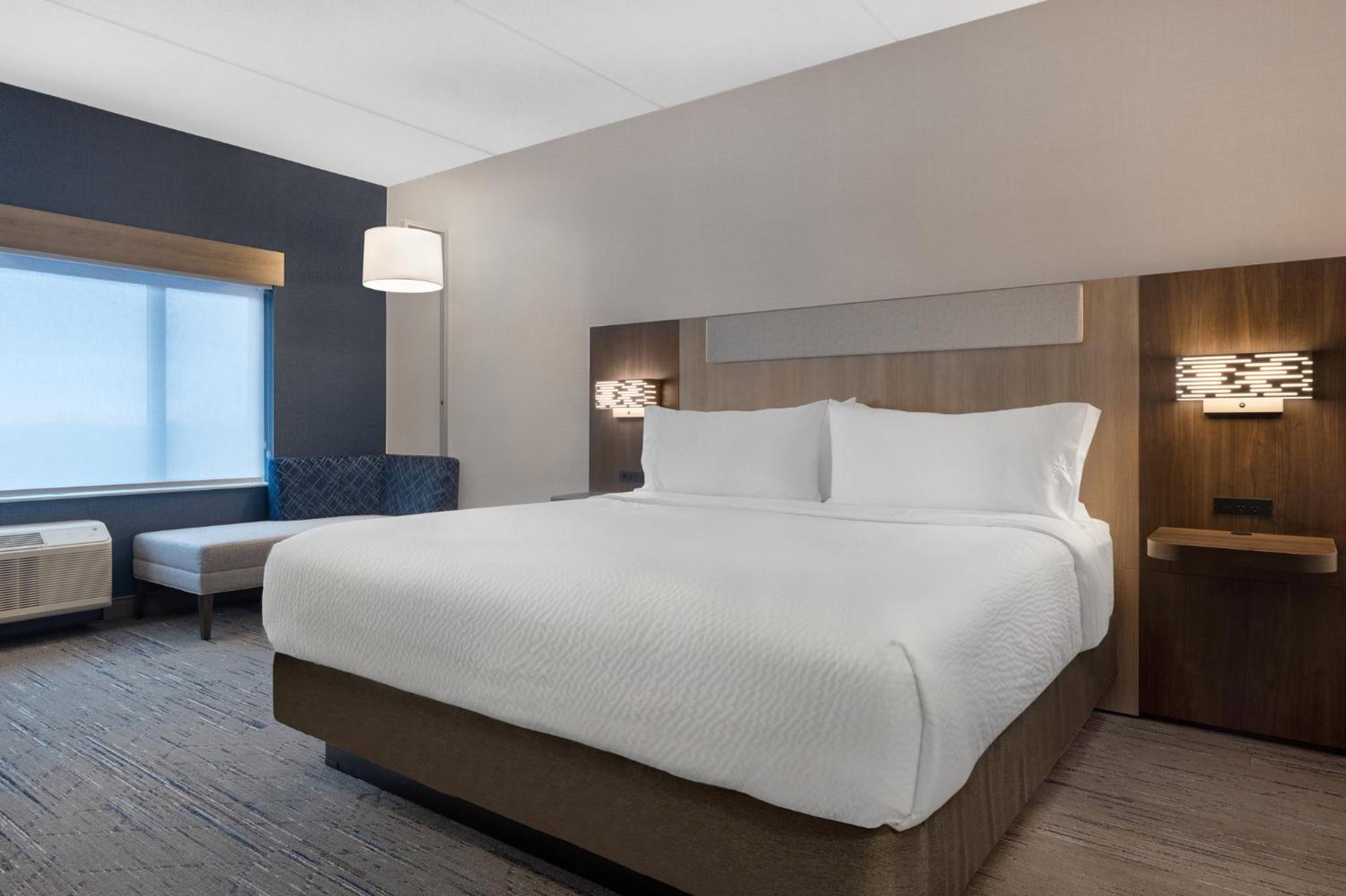 Holiday Inn Express & Suites St Thomas Сент-Томас Экстерьер фото